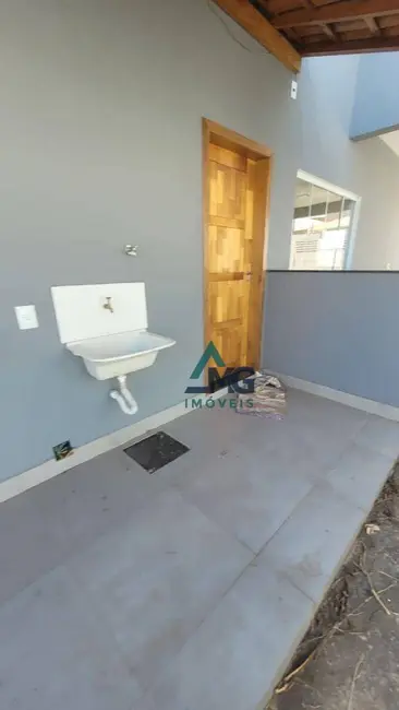 Casa com 4 quartos à venda em Tres Coracoes - MG - imagem 8 Foto 8 de Casa com 4 quartos à venda em Tres Coracoes - MG