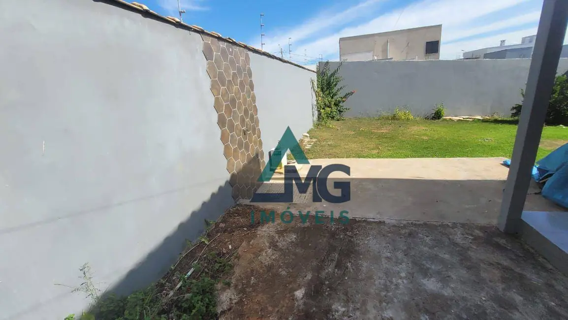 Casa com 4 quartos à venda em Tres Coracoes - MG - imagem 6 Foto 6 de Casa com 4 quartos à venda em Tres Coracoes - MG