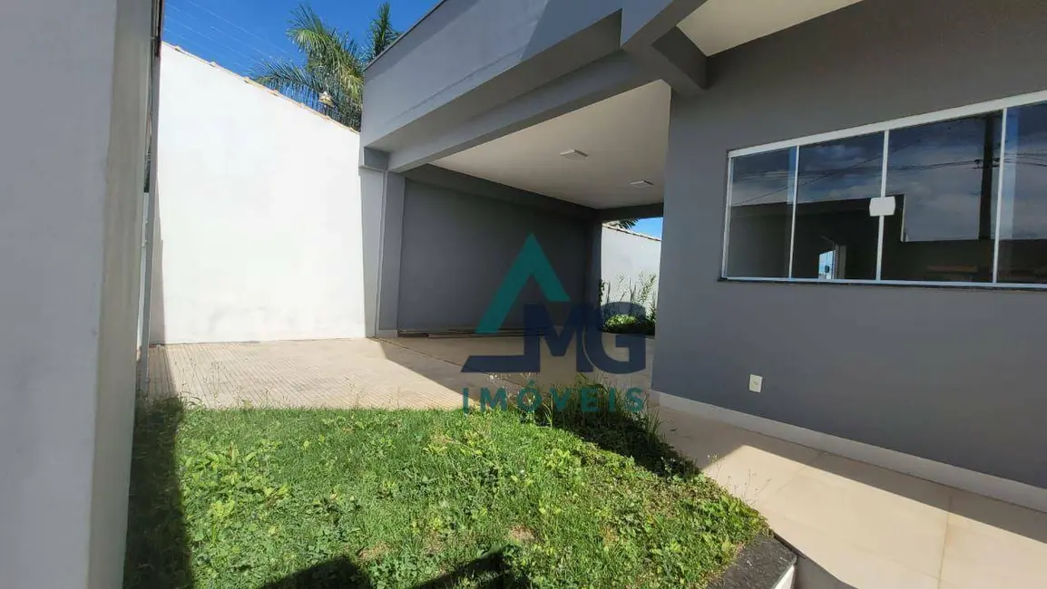 Casa com 4 quartos à venda em Tres Coracoes - MG - imagem 3 Foto 3 de Casa com 4 quartos à venda em Tres Coracoes - MG