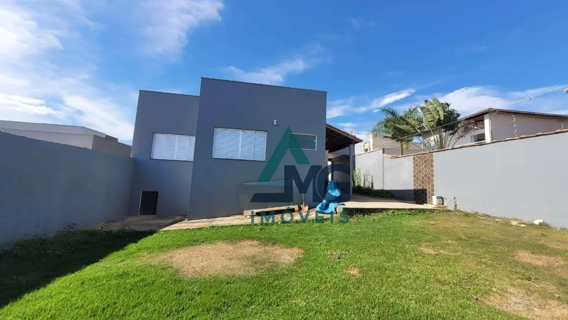 Casa com 4 quartos à venda em Tres Coracoes - MG - imagem 5 Foto 5 de Casa com 4 quartos à venda em Tres Coracoes - MG