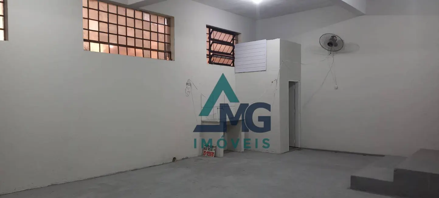 Foto 3 de Armazém / Galpão à venda, 668m2 em Tres Coracoes - MG