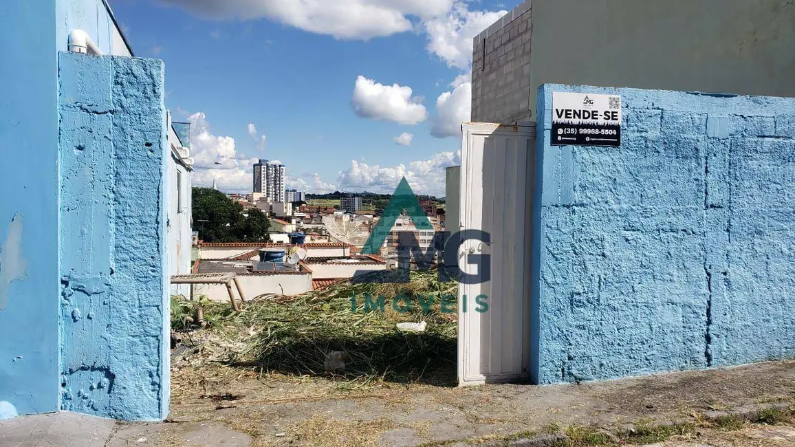 Foto 2 de Terreno / Lote à venda, 205m2 em Tres Coracoes - MG