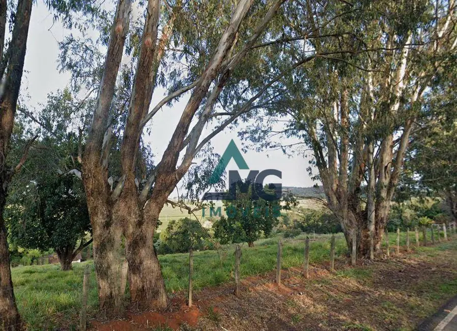 Foto 1 de Terreno / Lote à venda, 3000m2 em Tres Coracoes - MG