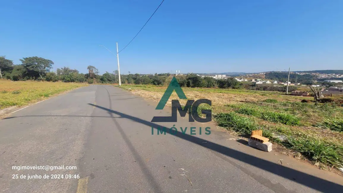 Foto 5 de Terreno / Lote à venda, 200m2 em Tres Coracoes - MG