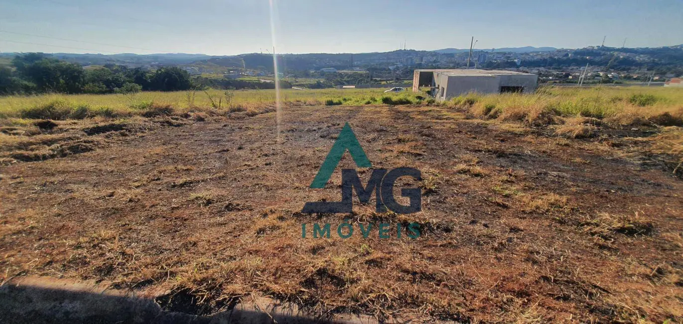 Foto 1 de Terreno / Lote à venda, 200m2 em Tres Coracoes - MG