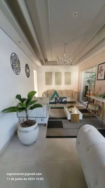 Foto 6 de Casa com 4 quartos à venda, 230m2 em Tres Coracoes - MG