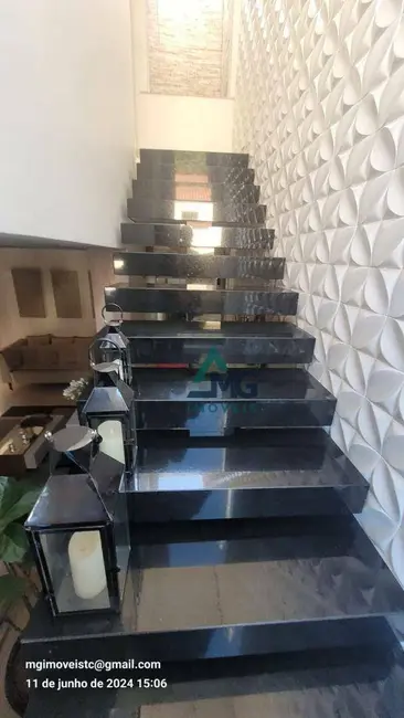 Foto 8 de Casa com 4 quartos à venda, 230m2 em Tres Coracoes - MG