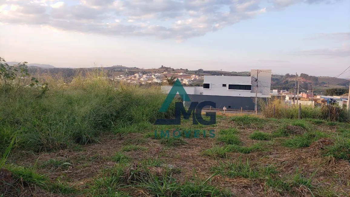 Foto 8 de Terreno / Lote à venda, 300m2 em Tres Coracoes - MG