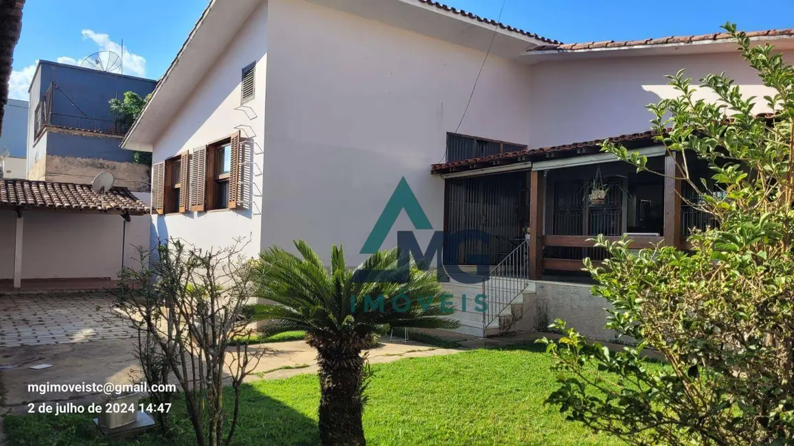 Foto 8 de Casa com 3 quartos à venda, 740m2 em Tres Coracoes - MG