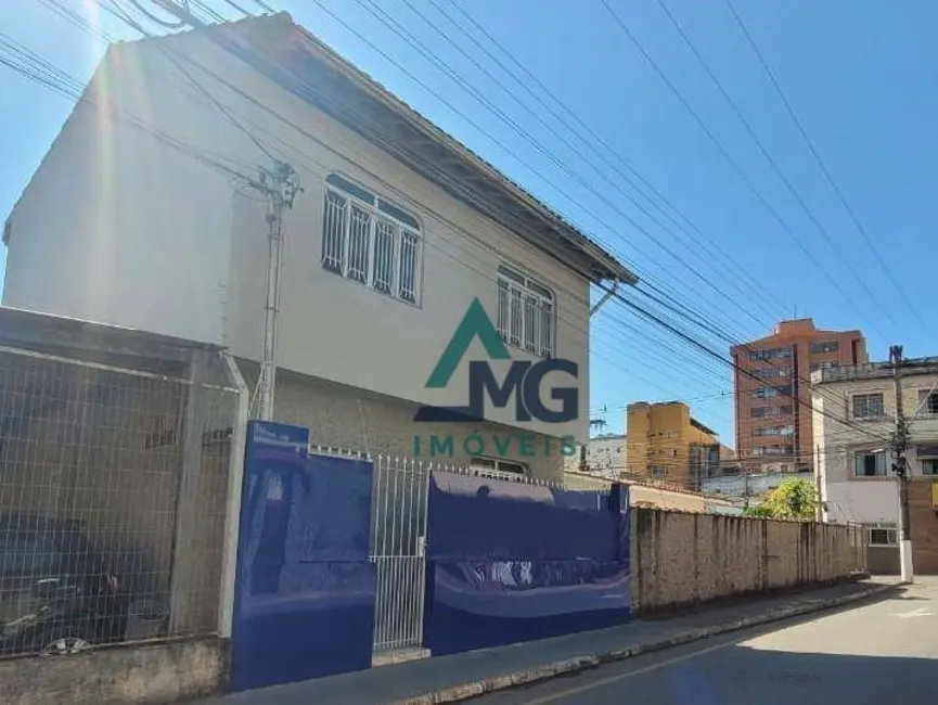 Foto 3 de Casa com 3 quartos à venda, 740m2 em Tres Coracoes - MG