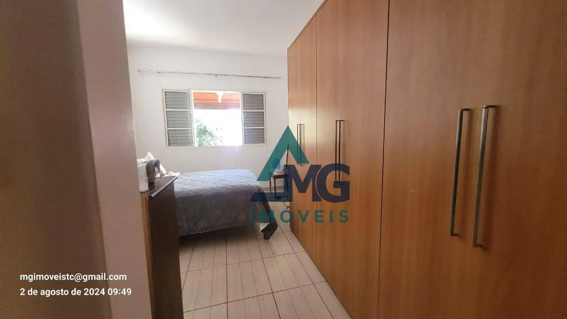 Casa com 3 quartos à venda, 300m2 em Tres Coracoes - MG - imagem 7 Foto 7 de Casa com 3 quartos à venda, 300m2 em Tres Coracoes - MG