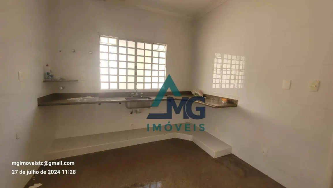 Foto 9 de Casa com 3 quartos à venda em Tres Coracoes - MG