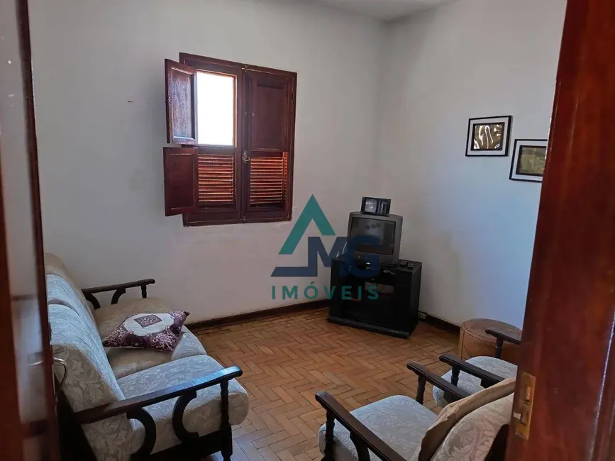 Foto 5 de Casa com 4 quartos à venda em Tres Coracoes - MG