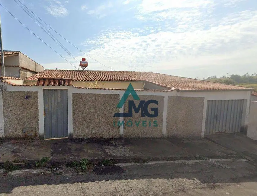 Foto 1 de Casa com 3 quartos à venda em Tres Coracoes - MG
