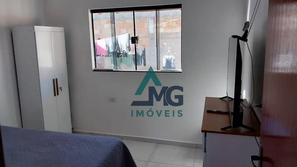 Foto 4 de Casa com 2 quartos à venda, 200m2 em Tres Coracoes - MG