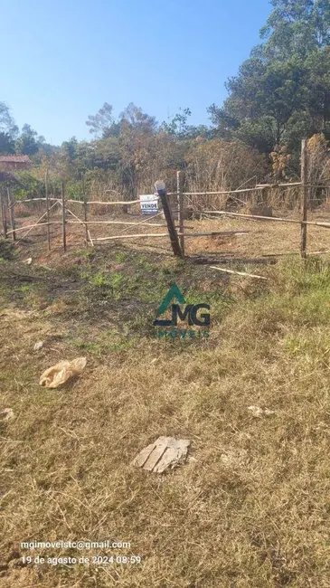 Foto 2 de Terreno / Lote à venda, 500m2 em Tres Coracoes - MG