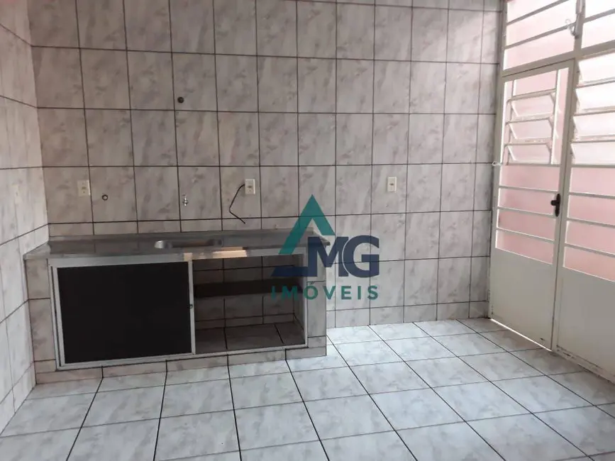 Foto 8 de Casa com 4 quartos à venda, 300m2 em Tres Coracoes - MG