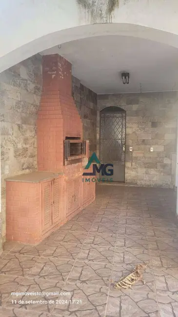 Casa com 6 quartos à venda e para alugar, 377m2 em Centro, Tres Coracoes - MG - imagem 8 Foto 8 de Casa com 6 quartos à venda e para alugar, 377m2 em Centro, Tres Coracoes - MG