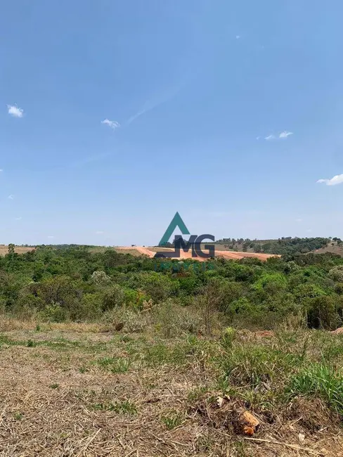 Foto 3 de Terreno / Lote à venda, 390m2 em Tres Coracoes - MG