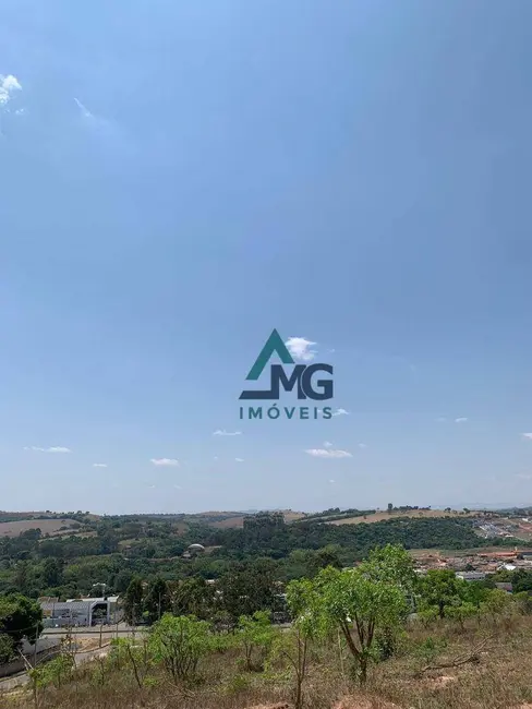 Terreno / Lote à venda, 486m2 em Tres Coracoes - MG - imagem 6 Foto 6 de Terreno / Lote à venda, 486m2 em Tres Coracoes - MG