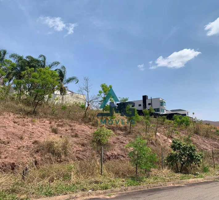 Terreno / Lote à venda, 486m2 em Tres Coracoes - MG - imagem 2 Foto 2 de Terreno / Lote à venda, 486m2 em Tres Coracoes - MG