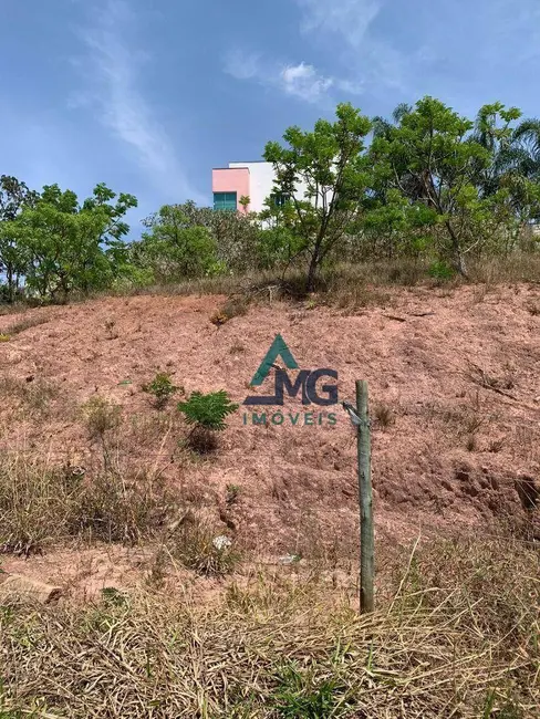 Foto 6 de Terreno / Lote à venda, 774m2 em Tres Coracoes - MG