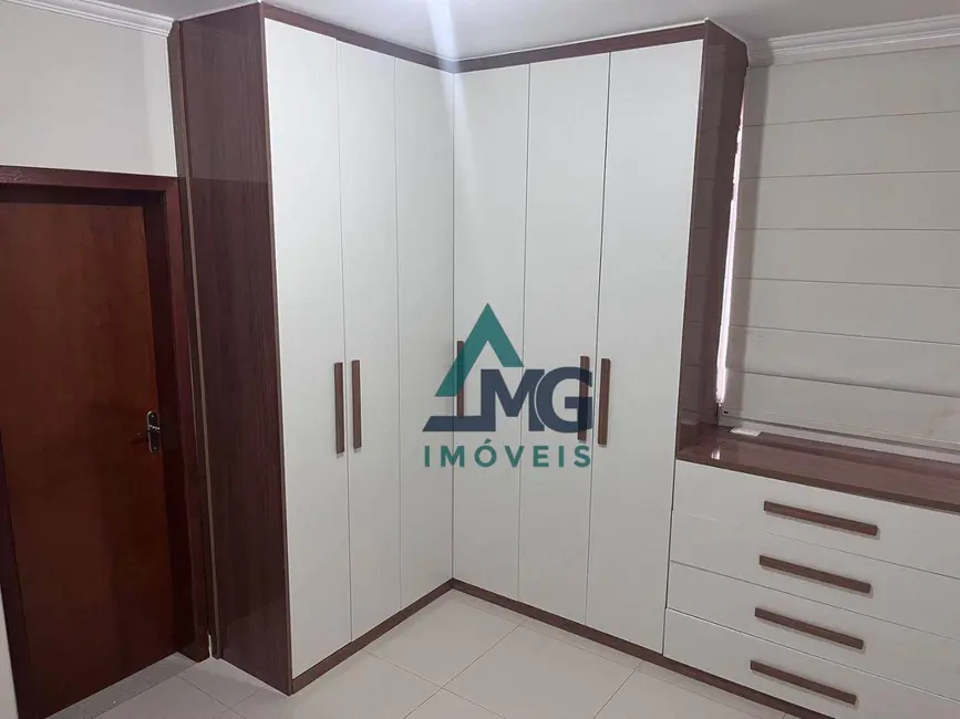 Apartamento com 2 quartos à venda em Tres Coracoes - MG - imagem 9 Foto 9 de Apartamento com 2 quartos à venda em Tres Coracoes - MG