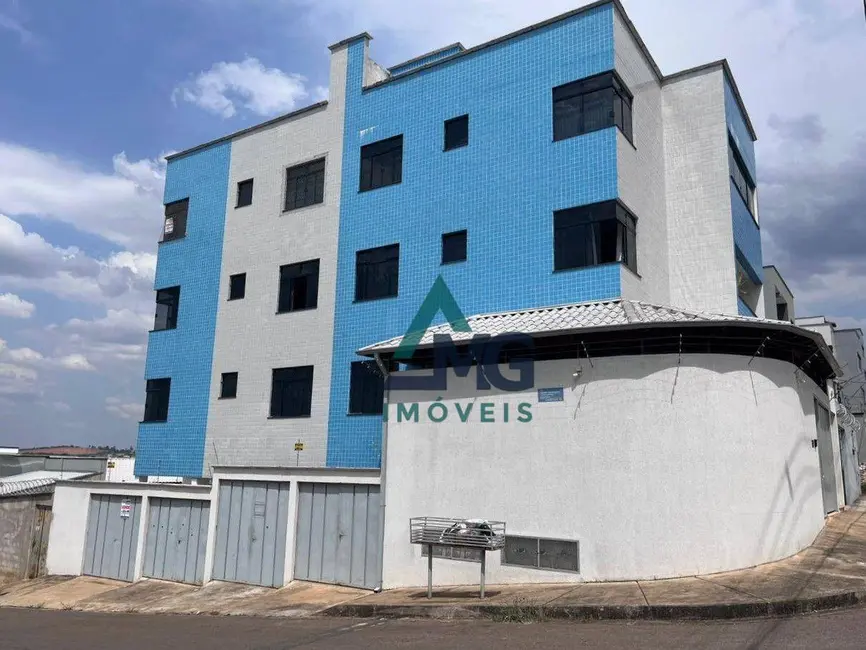 Foto 1 de Apartamento com 2 quartos à venda em Tres Coracoes - MG