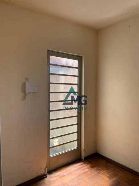 Foto 9 de Casa com 2 quartos à venda, 132m2 em Tres Coracoes - MG