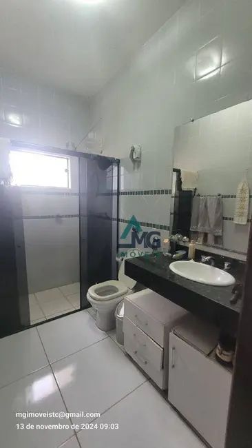 Foto 3 de Casa com 3 quartos à venda, 396m2 em Tres Coracoes - MG