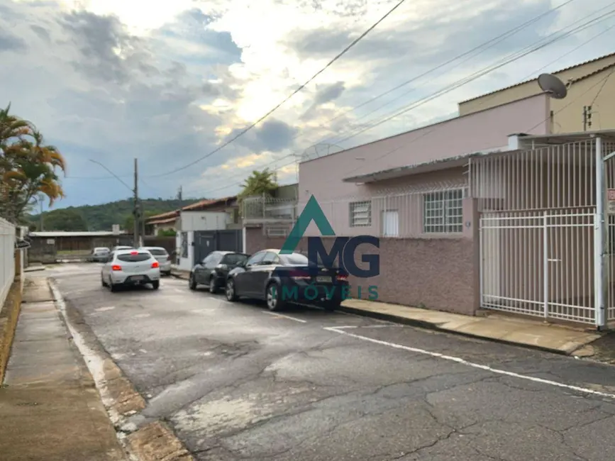 Foto 3 de Casa com 3 quartos à venda, 117m2 em  - MG