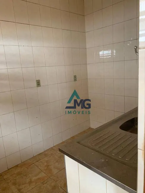 Foto 2 de Casa com 3 quartos à venda em Tres Coracoes - MG