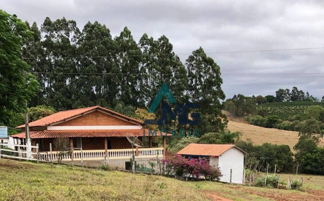 Foto 1 de Sítio / Rancho com 3 quartos à venda, 80000m2 em Tres Coracoes - MG