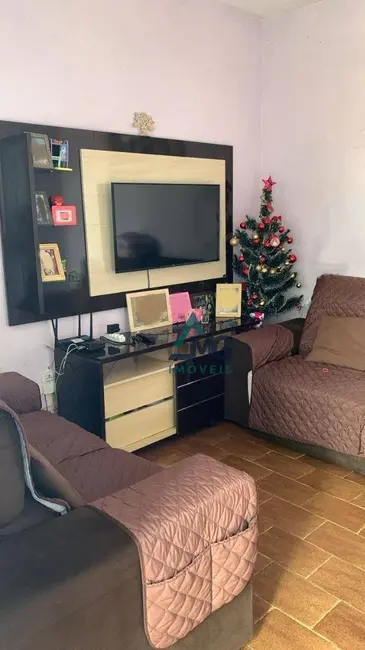 Foto 3 de Casa com 4 quartos à venda em Tres Coracoes - MG