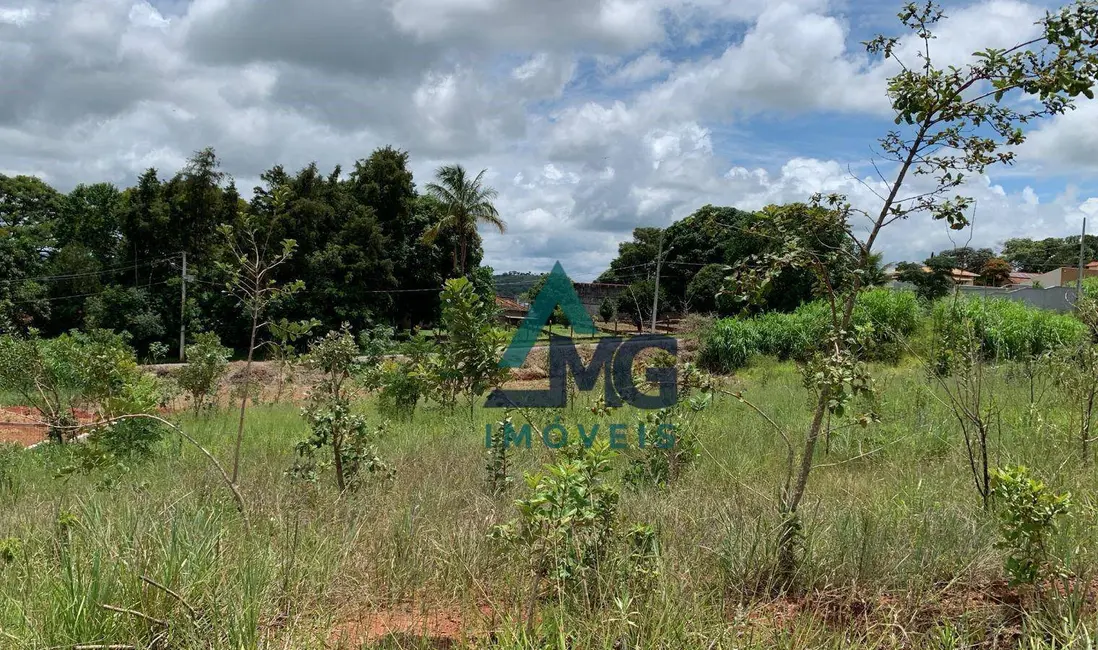 Foto 3 de Terreno / Lote à venda, 540m2 em Tres Coracoes - MG