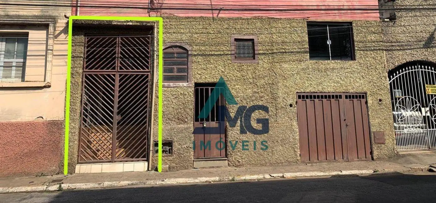 Foto 1 de Casa com 2 quartos para alugar em Tres Coracoes - MG