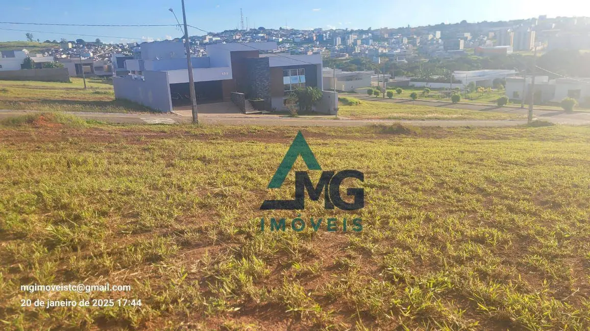 Foto 6 de Terreno / Lote à venda, 600m2 em Tres Coracoes - MG