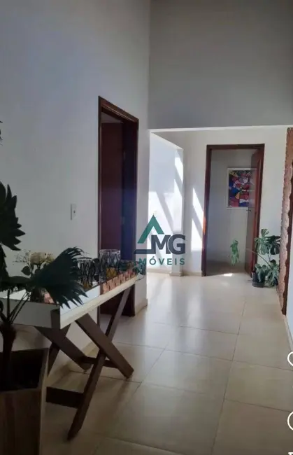 Foto 5 de Casa com 3 quartos à venda, 683m2 em Tres Coracoes - MG