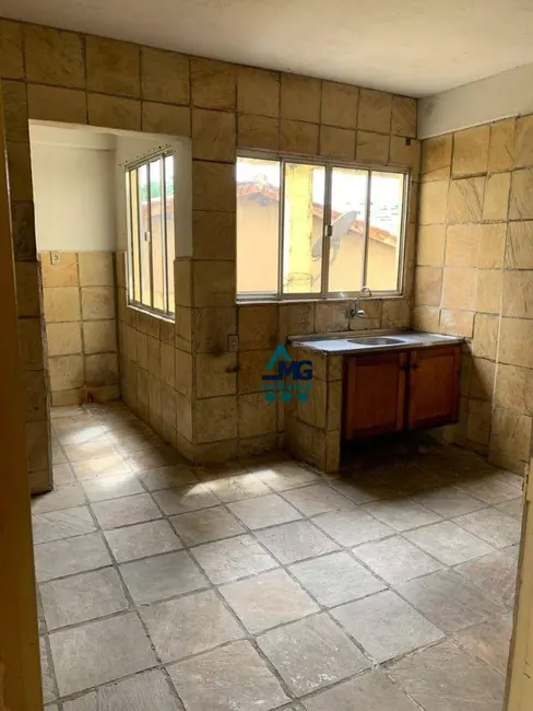 Apartamento com 2 quartos para alugar em Tres Coracoes - MG - imagem 6 Foto 6 de Apartamento com 2 quartos para alugar em Tres Coracoes - MG