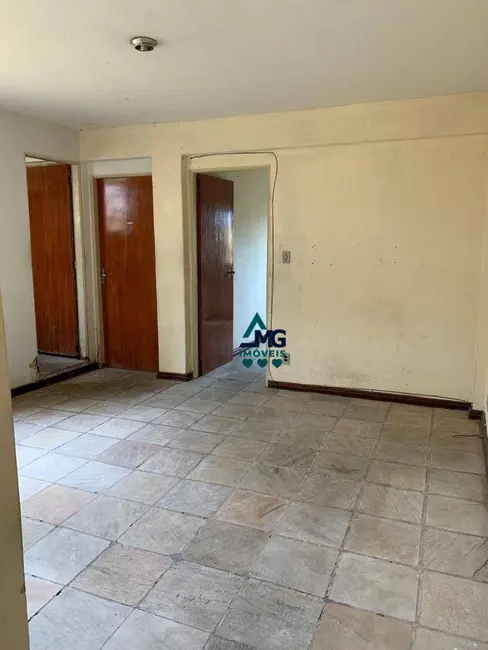 Apartamento com 2 quartos para alugar em Tres Coracoes - MG - imagem 9 Foto 9 de Apartamento com 2 quartos para alugar em Tres Coracoes - MG