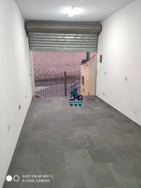 Loja para alugar, 200m2 em Tres Coracoes - MG - imagem 2 Foto 2 de Loja para alugar, 200m2 em Tres Coracoes - MG