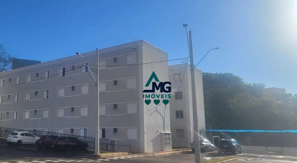 Apartamento com 2 quartos para alugar, 51m2 em Tres Coracoes - MG - imagem 1 Foto 1 de Apartamento com 2 quartos para alugar, 51m2 em Tres Coracoes - MG