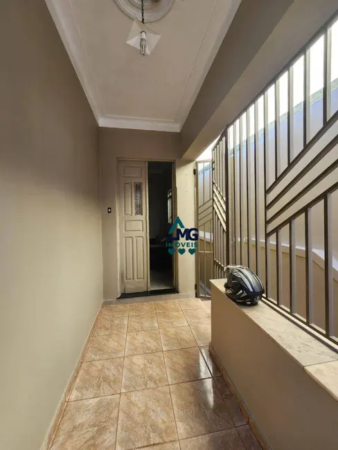 Foto 6 de Casa com 2 quartos à venda, 169m2 em Centro, Tres Coracoes - MG