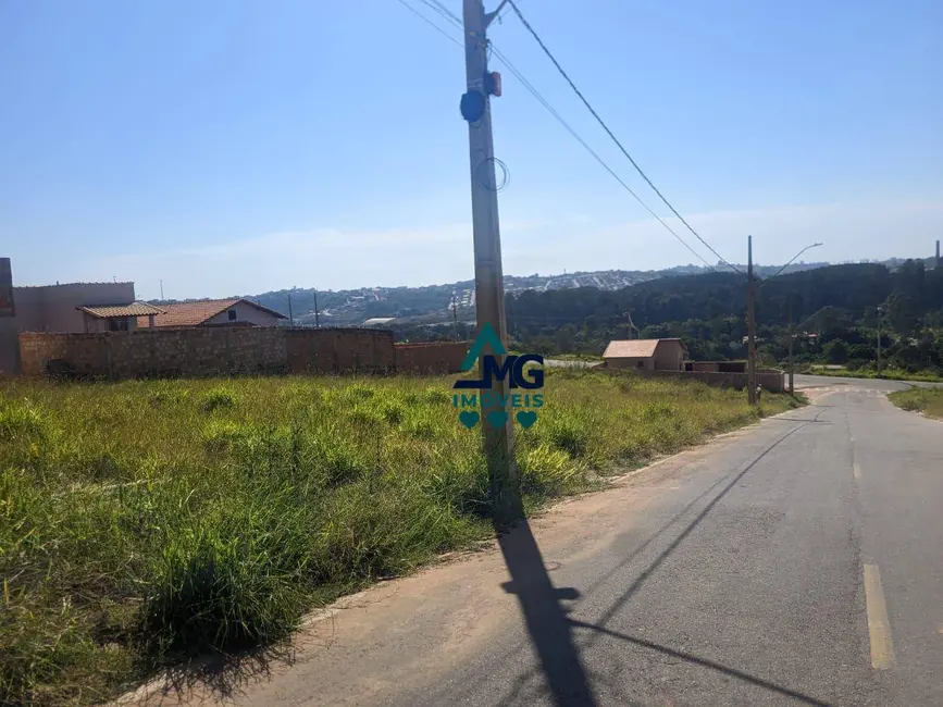Foto 1 de Terreno / Lote à venda, 200m2 em Tres Coracoes - MG