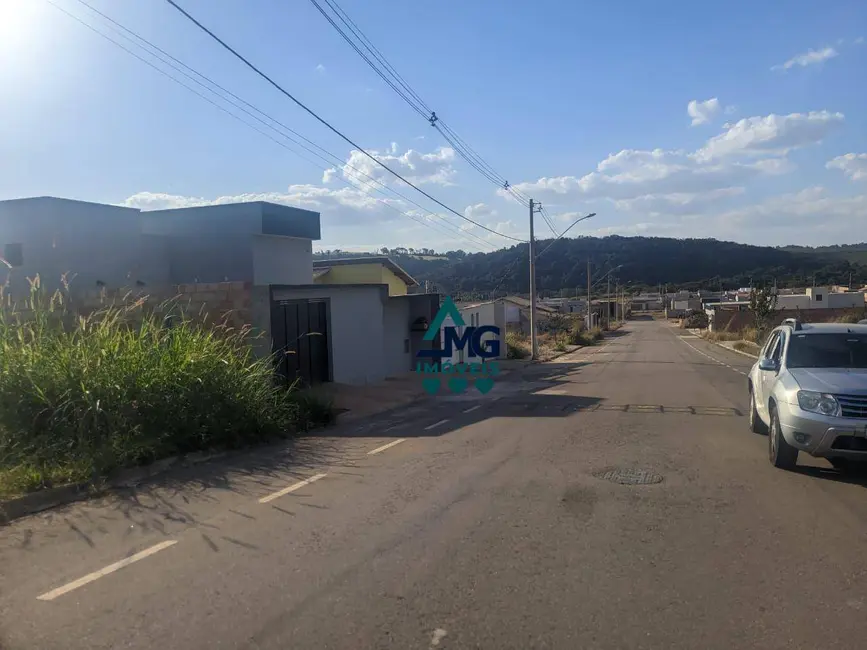 Terreno / Lote à venda, 300m2 em Tres Coracoes - MG - imagem 2 Foto 2 de Terreno / Lote à venda, 300m2 em Tres Coracoes - MG