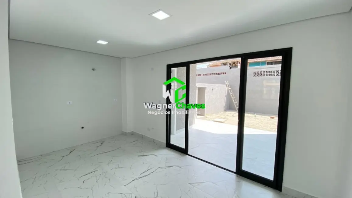 Foto 7 de Sobrado com 3 quartos à venda, 106m2 em Matinhos - PR