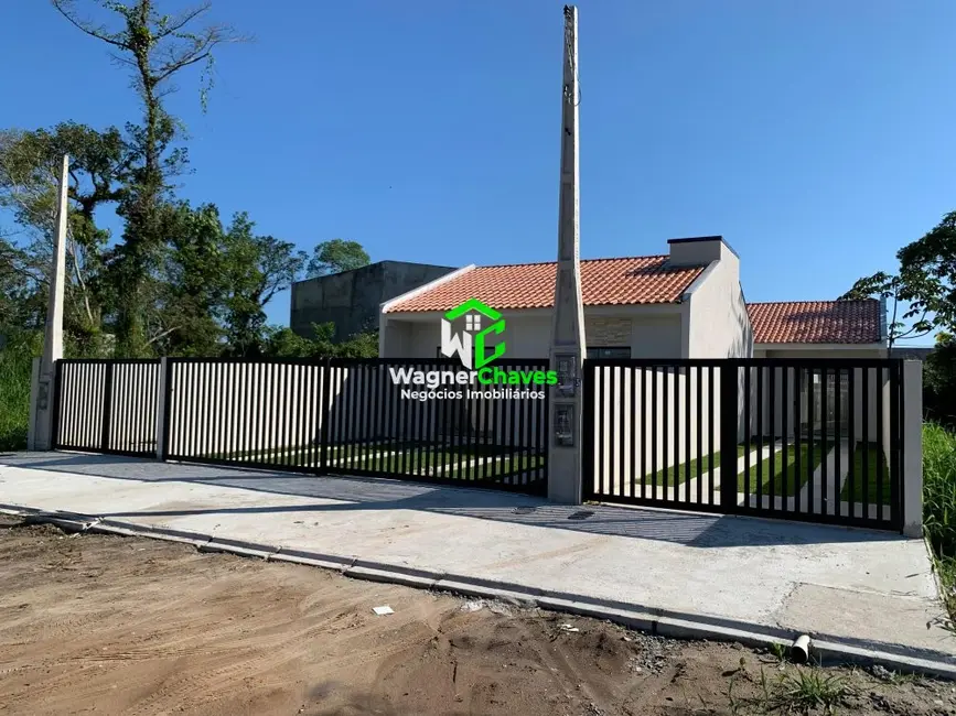 Foto 2 de Casa com 2 quartos à venda, 50m2 em Pontal Do Parana - PR