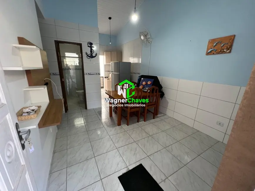 Foto 5 de Casa de Condomínio com 2 quartos à venda, 61m2 em Matinhos - PR