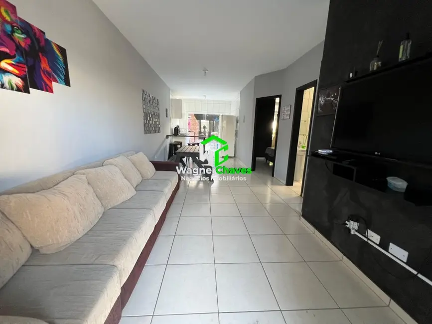 Foto 3 de Casa com 2 quartos para alugar, 70m2 em Pontal Do Parana - PR