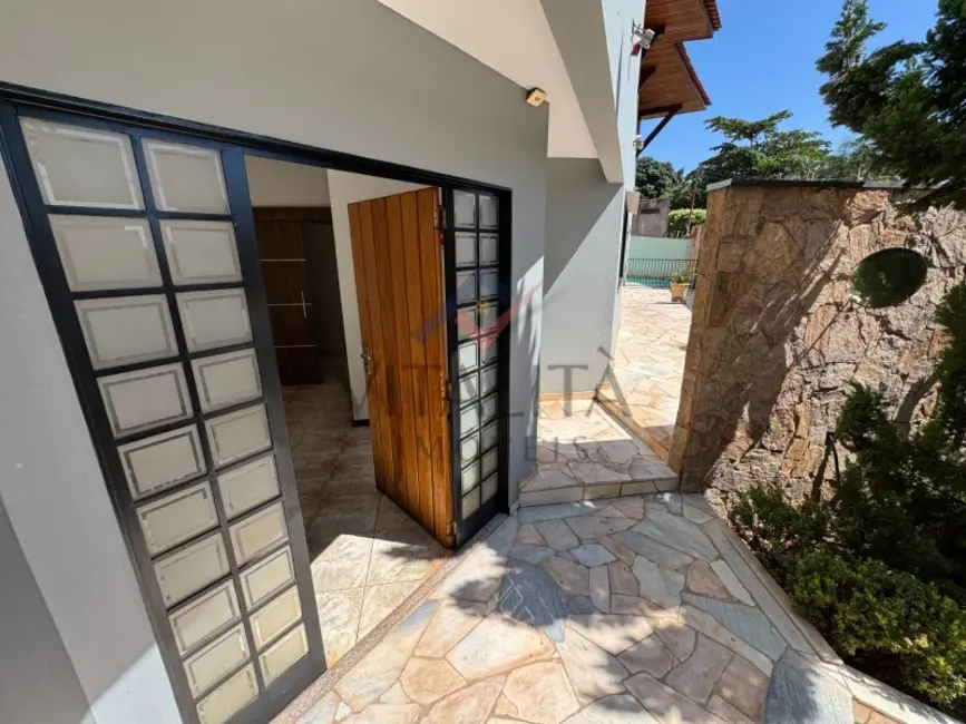 Foto 4 de Sala Comercial com 8 quartos para alugar, 422m2 em Jardim São Luiz, Ribeirao Preto - SP